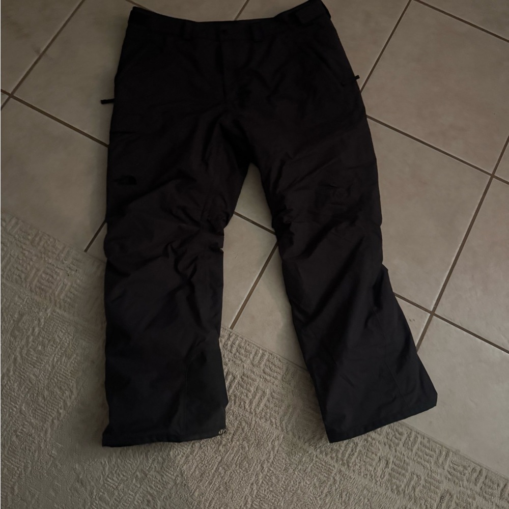 The North Face Men's Black Cargo Pants